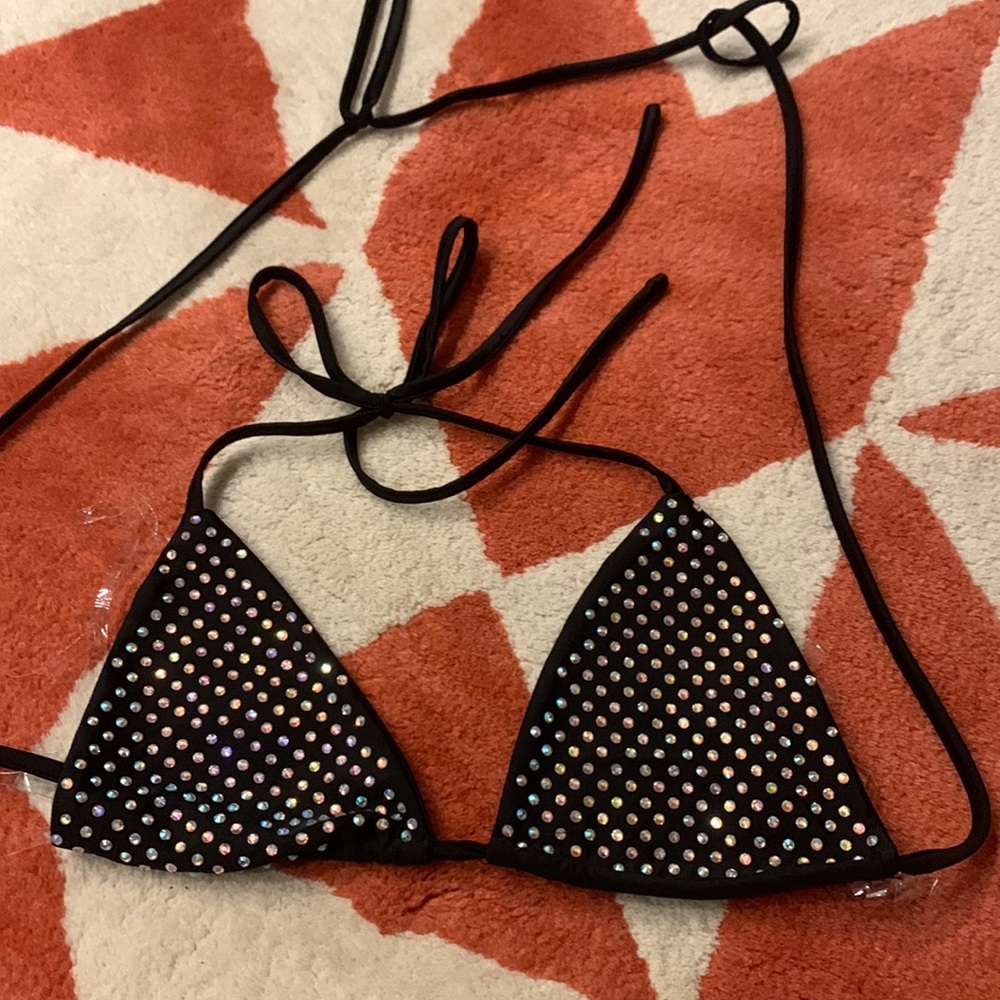 Hot & Delicious size Medium Dolls Kill rhinestone bikini top black fits 34C/32D